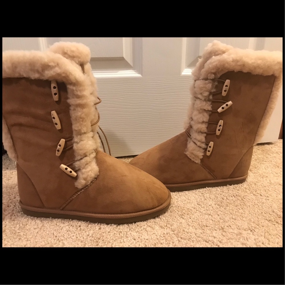 NWT Just Fab Tan Shearling Winter Boots Size 10